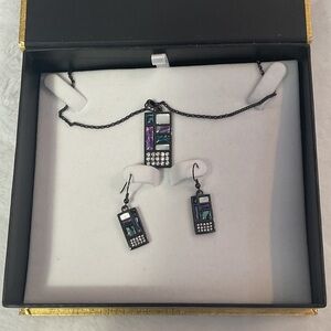 Saks Fifth Avenue Black Necklace and Earring Set with Iridescent Inlay